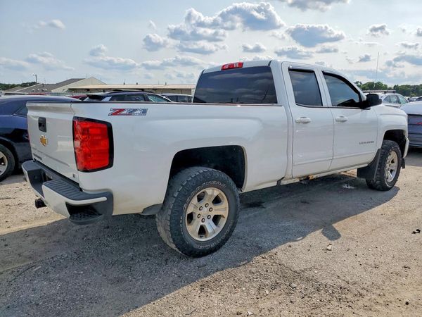2017 CHEVROLET SILVERADO LT