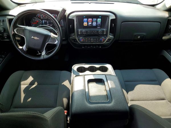 2017 CHEVROLET SILVERADO LT