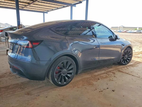 2022 TESLA MODEL Y