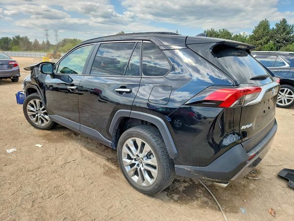 2021 TOYOTA RAV4 Limited