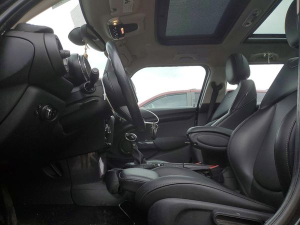 2015 MINI COOPER