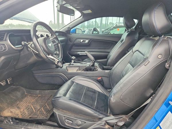 2019 FORD MUSTANG I4 Coupe