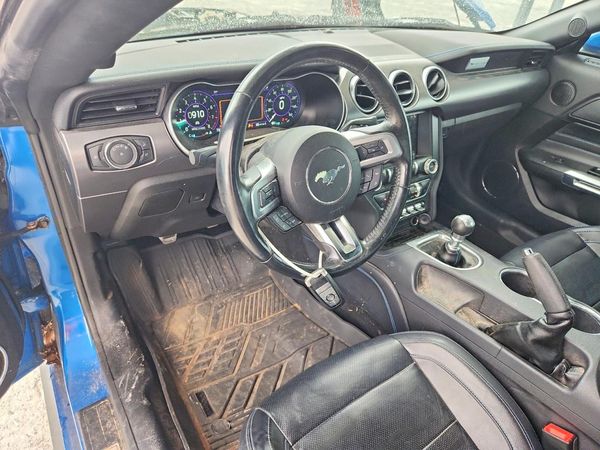 2019 FORD MUSTANG I4 Coupe