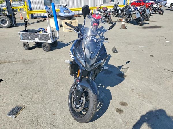 2025 TRIUMPH MOTORCYCLE TIGER