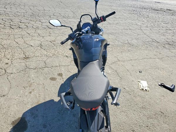 2025 TRIUMPH MOTORCYCLE TIGER