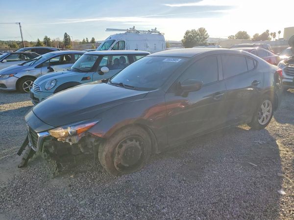 2018 MAZDA 3