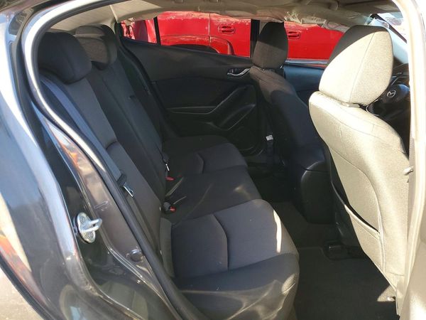 2018 MAZDA 3