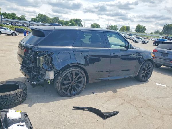 2025 LAND ROVER RANGE ROVER SPORT P400 Dynamic SE