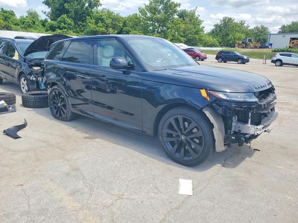 2025 LAND ROVER RANGE ROVER SPORT P400 Dynamic SE