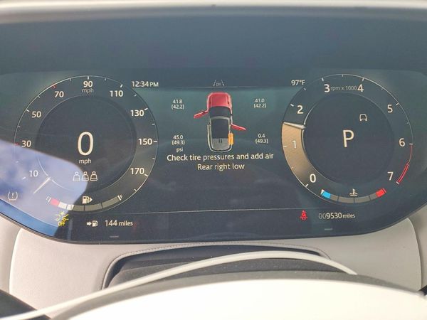 2025 LAND ROVER RANGE ROVER SPORT P400 Dynamic SE