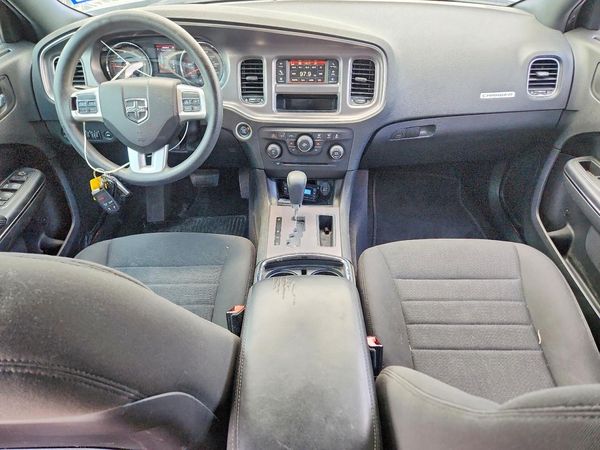 2013 DODGE CHARGER SE