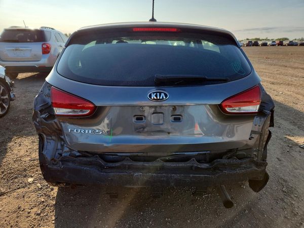 2016 KIA FORTE5 GL (Middle-Low Grade)