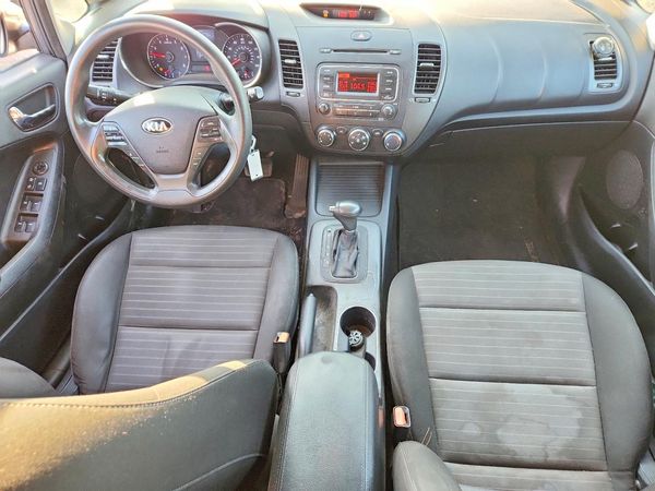 2016 KIA FORTE5 GL (Middle-Low Grade)