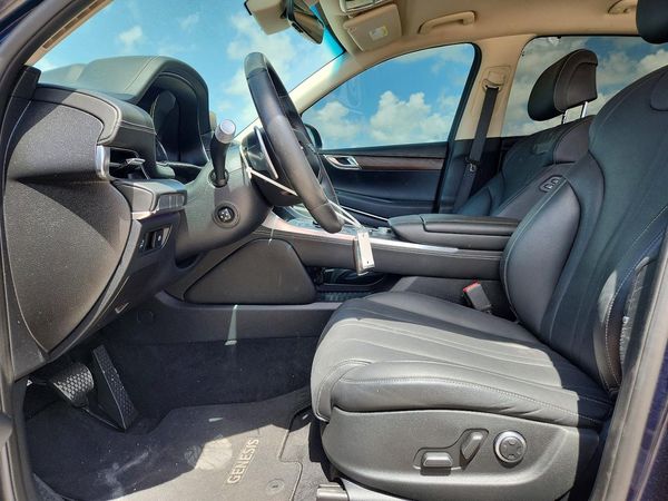 2024 GENESIS GV80