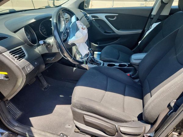 2015 HYUNDAI ELANTRA GLS(Middle)