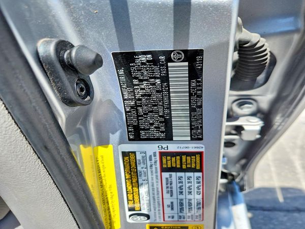 2017 TOYOTA CAMRY LE/SE/XLE/XSE — VINS