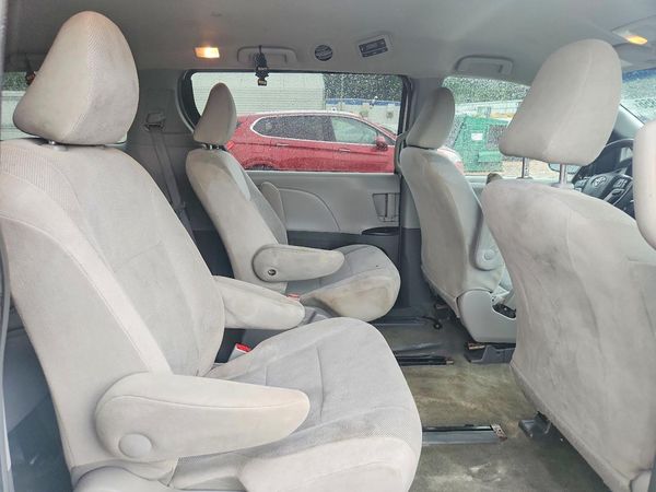 2015 TOYOTA SIENNA