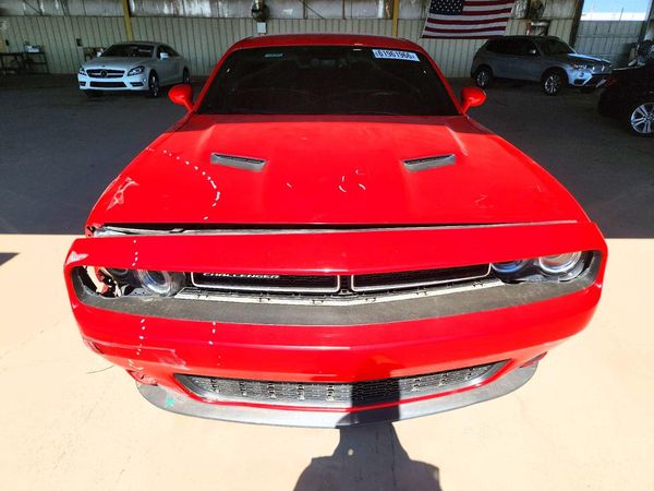 2016 DODGE CHALLENGER SXT