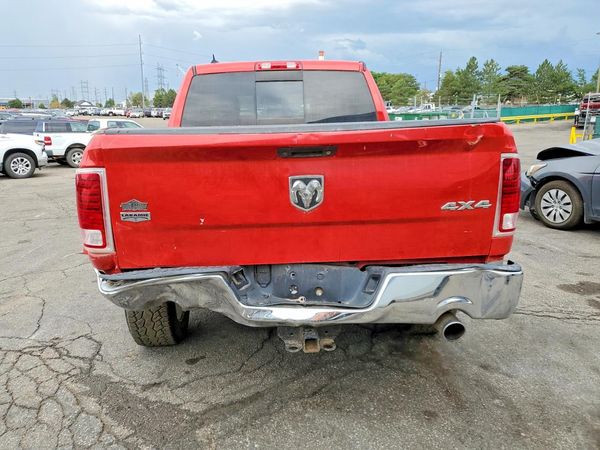2016 RAM 1500 LARAMIE CREW CAB 4X4