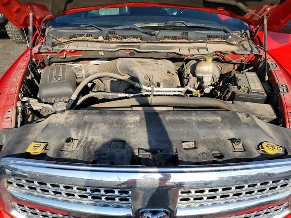 2016 RAM 1500 LARAMIE CREW CAB 4X4