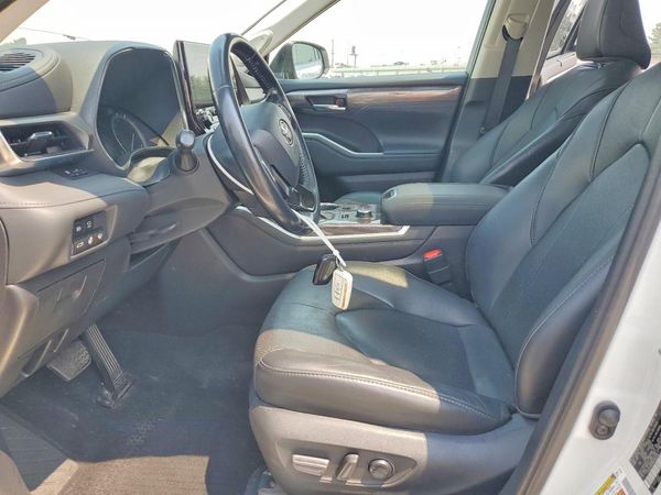 2021 TOYOTA HIGHLANDER Limited