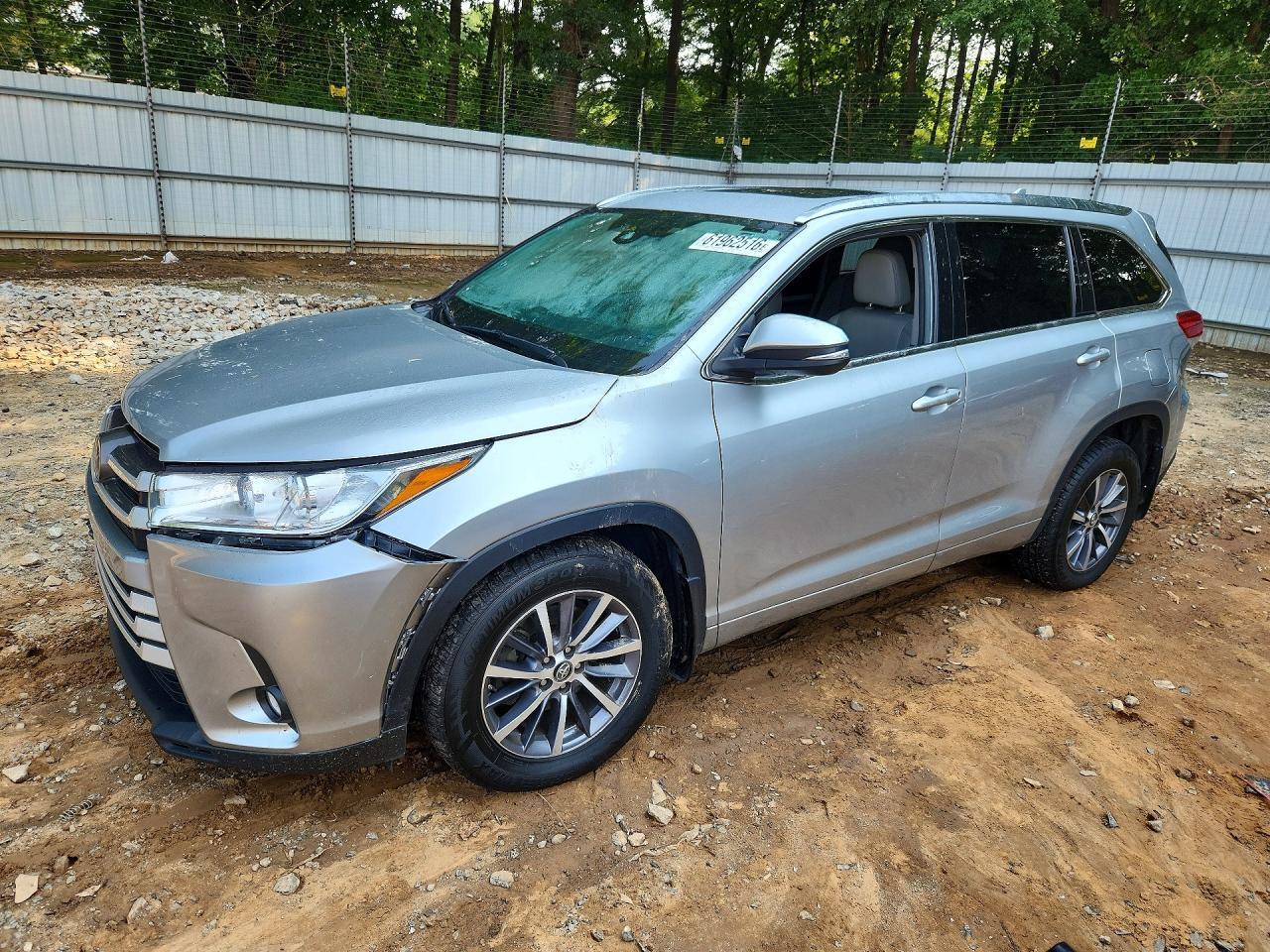 2018 TOYOTA HIGHLANDER SE/XLE