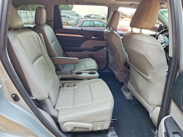 2018 TOYOTA HIGHLANDER SE/XLE