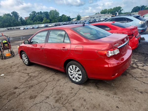 2013 TOYOTA COROLLA