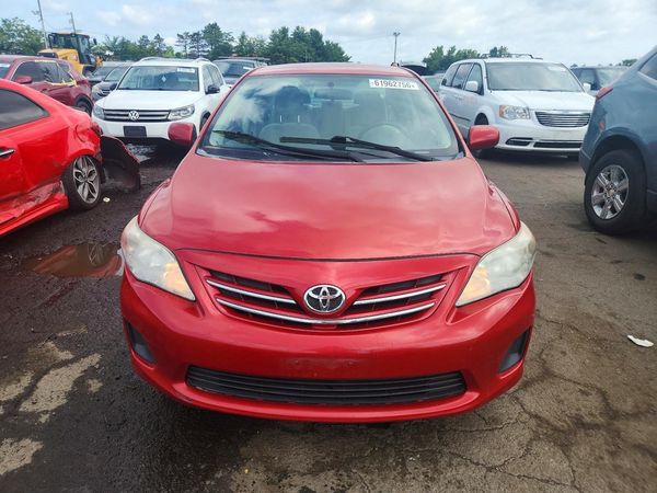 2013 TOYOTA COROLLA