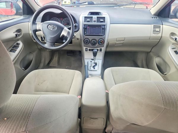 2013 TOYOTA COROLLA