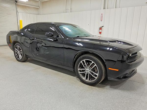 2019 DODGE CHALLENGER SXT