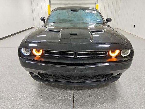 2019 DODGE CHALLENGER SXT