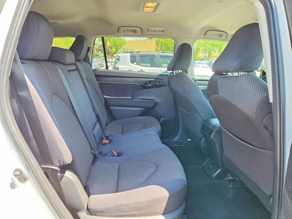 2024 TOYOTA HIGHLANDER