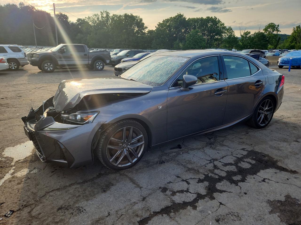 2018 LEXUS IS 300