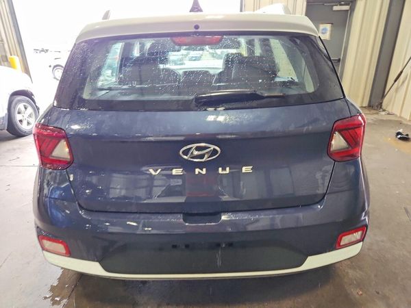 2022 HYUNDAI VENUE