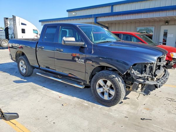 2016 RAM 1500 ST