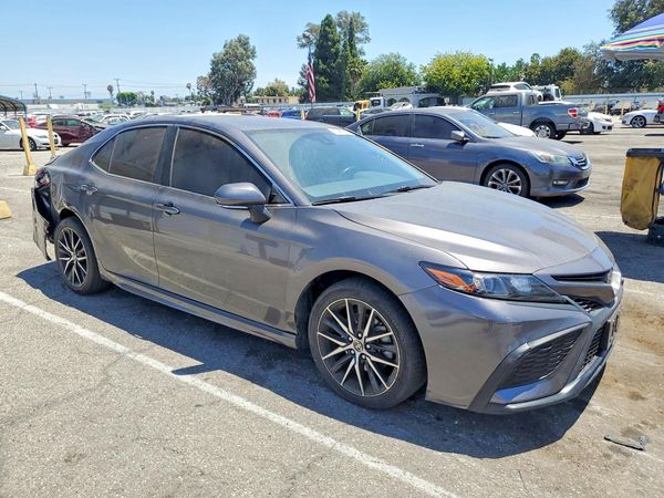 2023 TOYOTA CAMRY SE — Passenger 3/4
