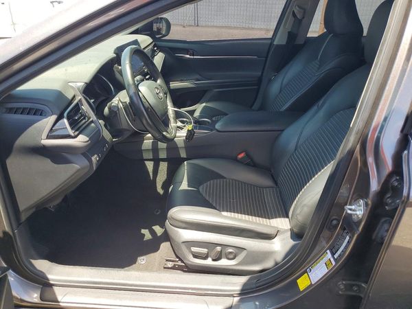 2023 TOYOTA CAMRY SE — DENT