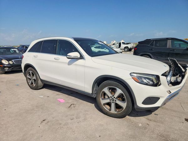 2019 MERCEDES-BENZ GLC GLC300