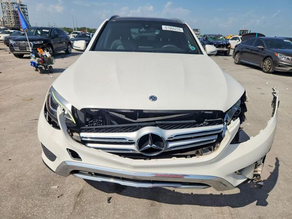 2019 MERCEDES-BENZ GLC GLC300