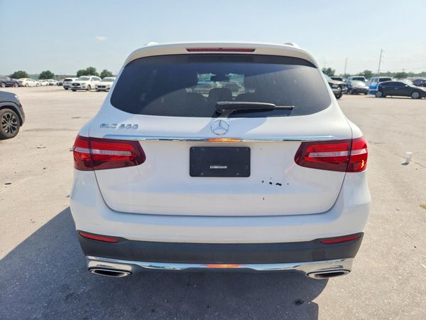 2019 MERCEDES-BENZ GLC GLC300