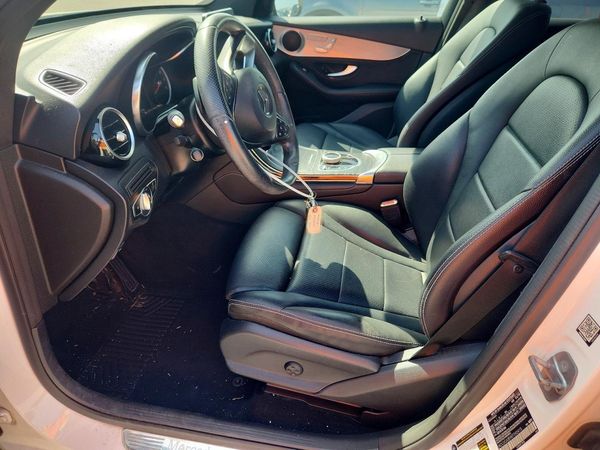 2019 MERCEDES-BENZ GLC GLC300