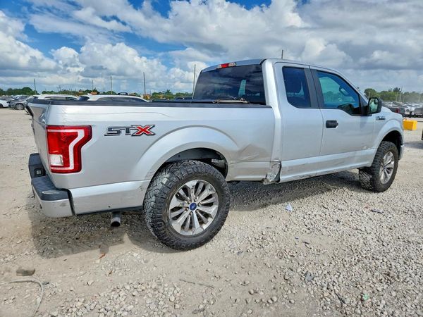 2017 FORD F150 SuperCab