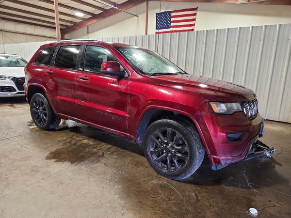 2017 JEEP GRAND CHEROKEE LAREDO 4X4