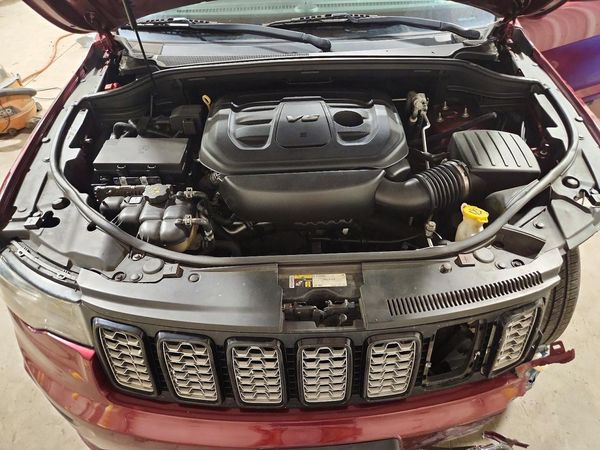 2017 JEEP GRAND CHEROKEE LAREDO 4X4