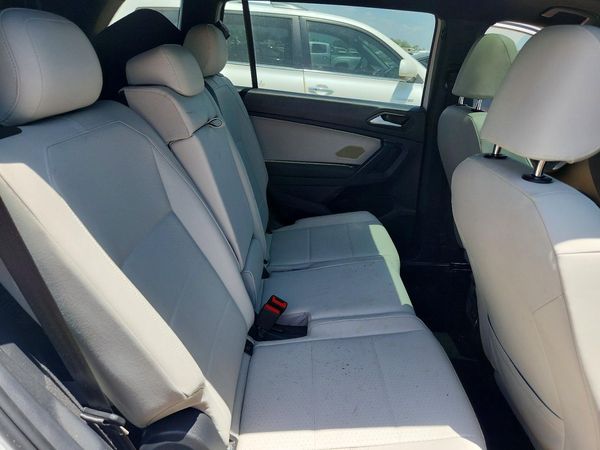 2021 VOLKSWAGEN TIGUAN SE, SE R-Line Black, SEL