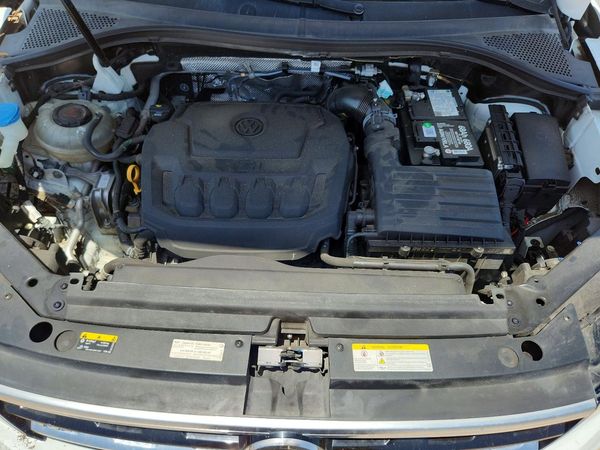 2021 VOLKSWAGEN TIGUAN SE, SE R-Line Black, SEL