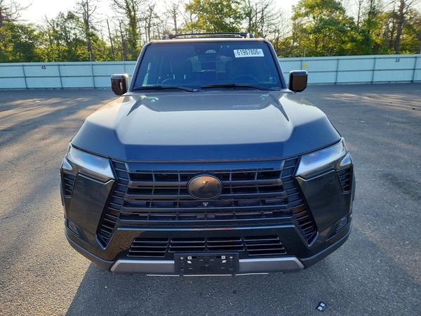 2024 LEXUS GX 550