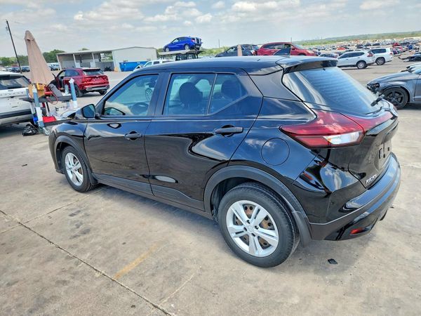 2021 NISSAN KICKS S