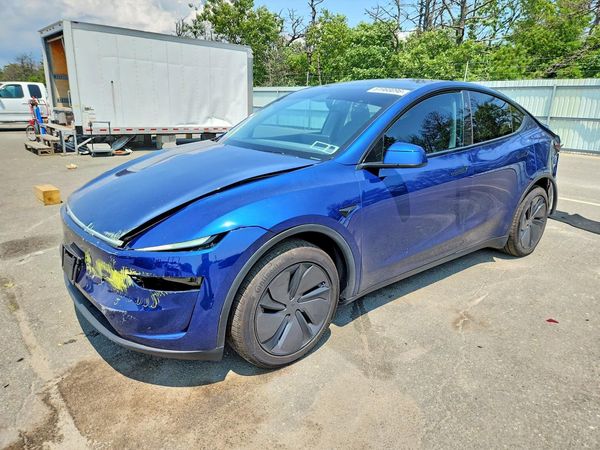 2026 TESLA MODEL Y